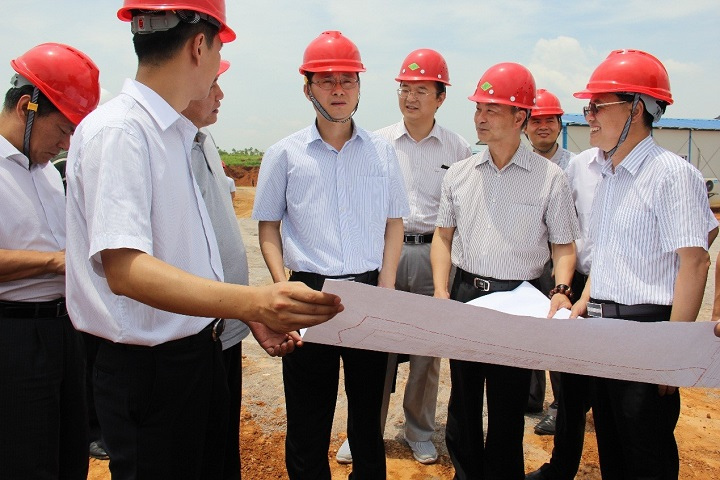 市委书记蓝佛安亲临广东国粤韶关综合利用发电新建项目